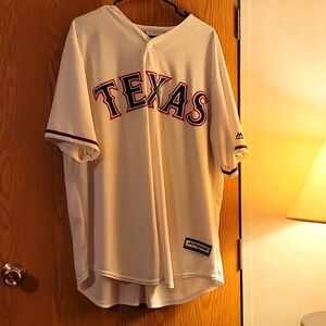 Sure! Here’s a friendly version of your text:"Hey there! I have a Texas Ranger